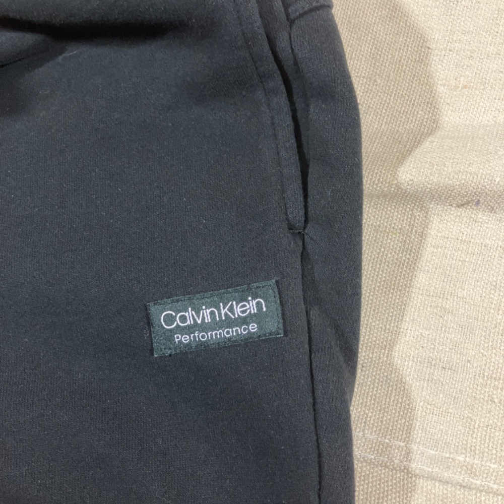 Calvin Klein Performance sweatpants - Picture 2 of 4